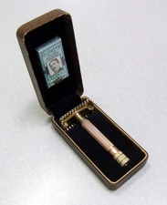 1937-39 GILLETTE SHERATON TTO Double Edge SAFETY RAZOR Set