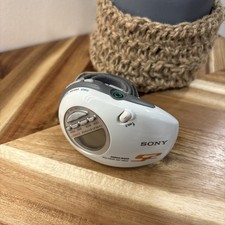 Sony SRF-M85V Sports Radio Walkman Clip AM FM Weather MEGA BASS Works Tested