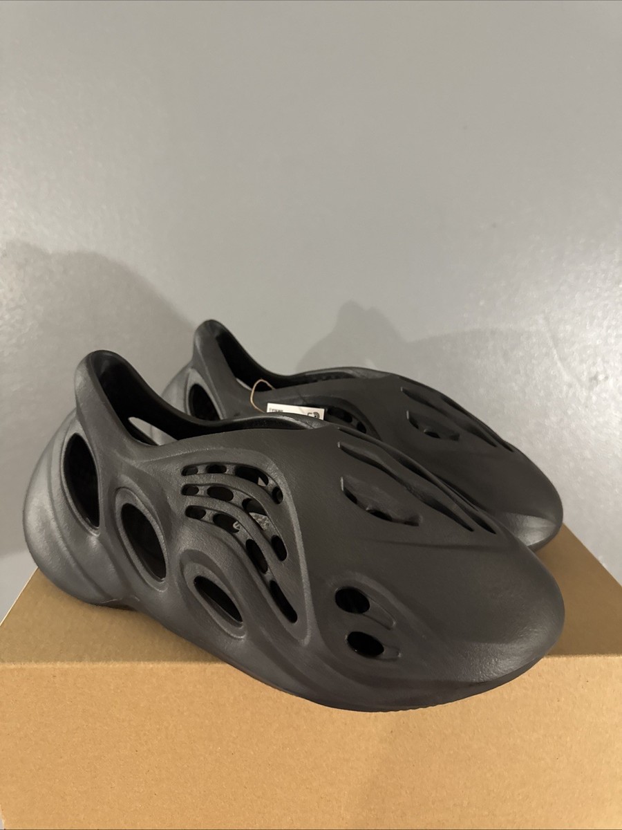 Men's Size 7 Adidas Yeezy Foam Runner 'Onyx' BRAND NEW HP8739 | eBay