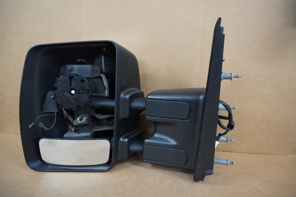 12 13 14 15 16 17 18 19 日产 NV2500 NV3500 左驾驶员侧视镜 — 第 2/4 张图片