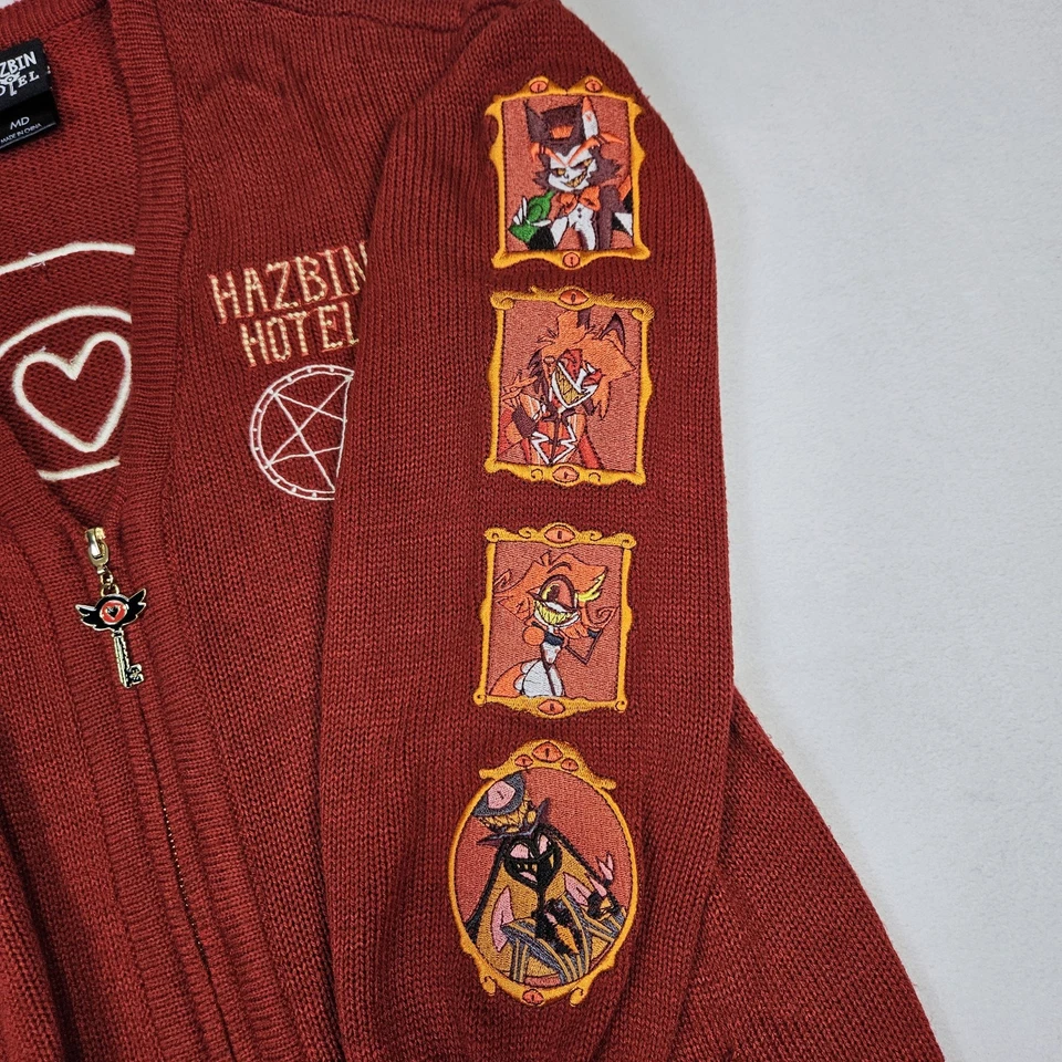 Cárdigan Suéter Parche Rojo Cremallera Cuello M Personaje Hotel Hazbin Hot Topic Mujeres Foto 4 de 4
