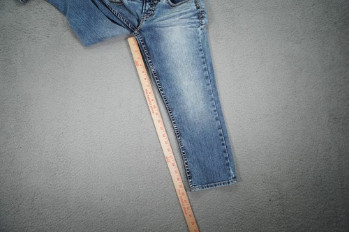 Silver Jeans Womens Size 26 Blue Aiko Capri Heavy Stitch Light Wash Low Rise - Picture 6 of 13
