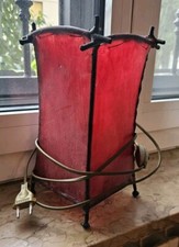 Lampada da tavolo etnica In Pelle Rossa. 28x12x12, Anni 2000