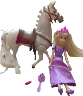 Disney Tangled Rapunzel And Maximus Horse