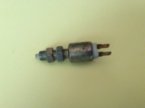 NISSAN/DATSUN 720 PICKUP STOP LIGHT SWITCH 1979-1985 - Picture 2 of 5