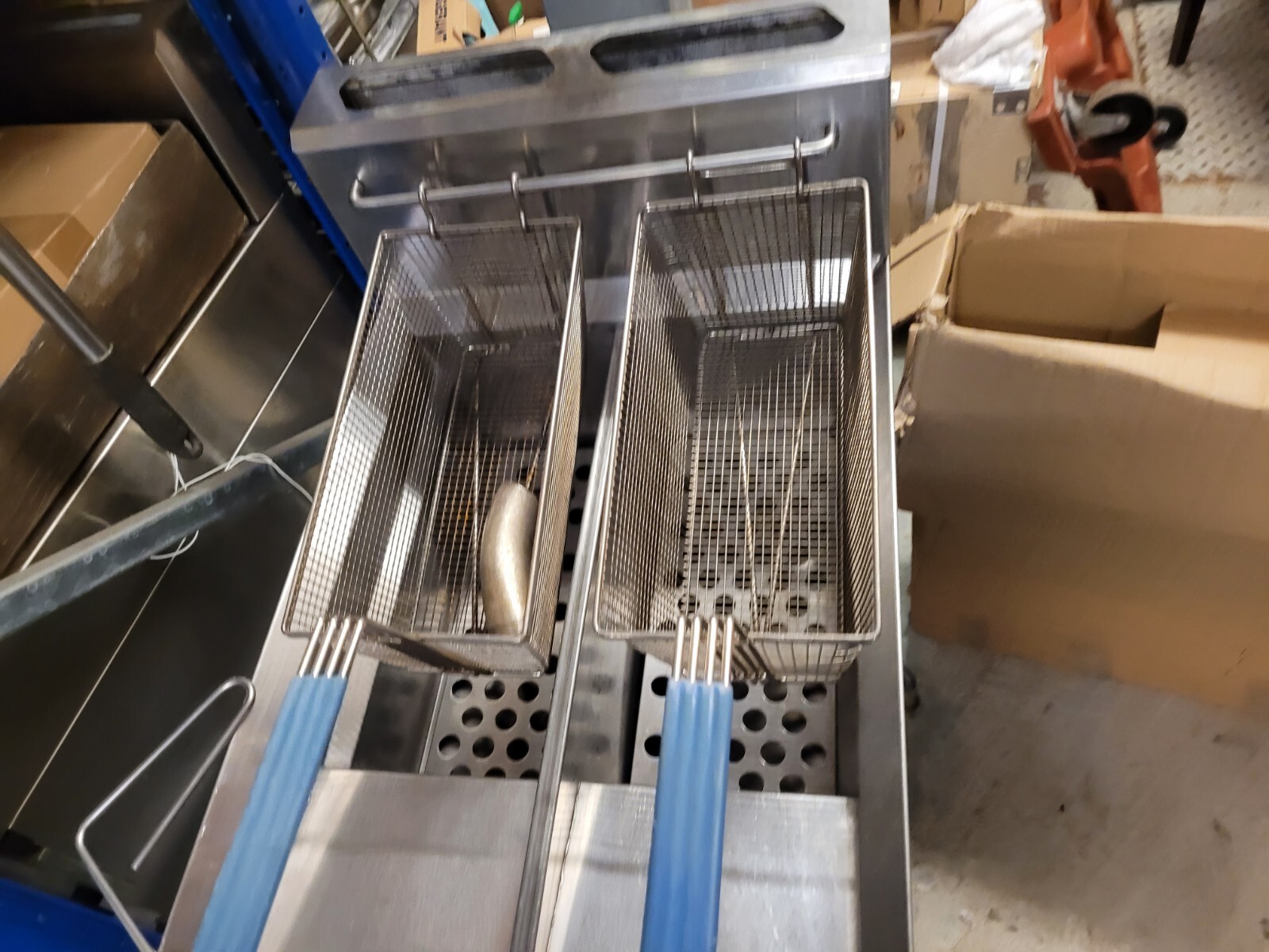 Commercial Blue Seal GT46 Twin Tank Gas Fryer Refurbished Natural Gas