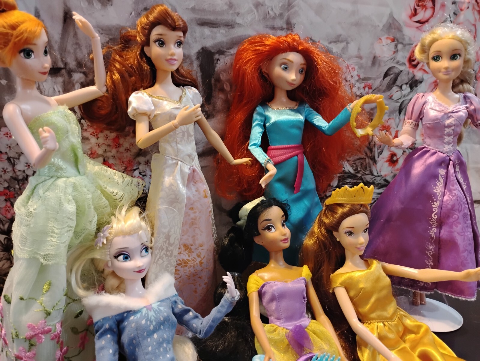 7 Disney Princess Dolls 11' in: Disney Store London, Disney Parks, Fashion Dolls