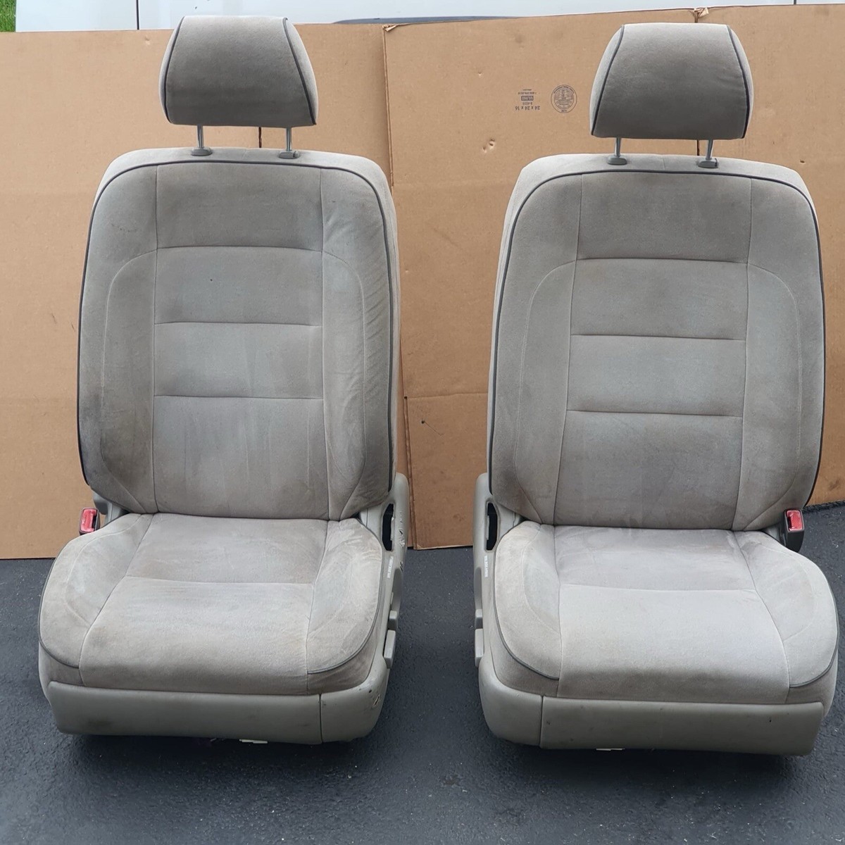 Rare 1998-2005 Lexus GS300 GS400 GS430 OEM Gray Fabric Cloth Front
