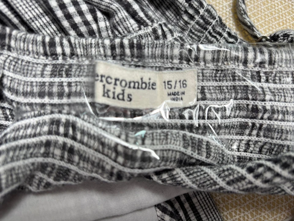Abercrombie Kids Girls Jumpsuit Romper Pantsuit Size 15/16 Gray Plaid Sleeveless - Image 3 of 4