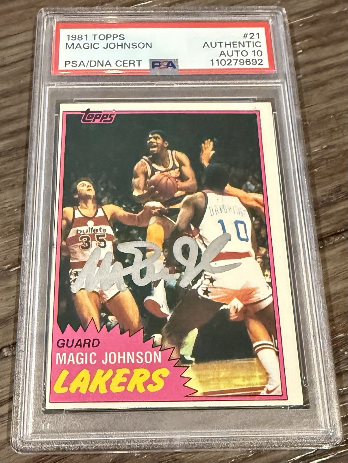 Magic Johnson LA Lakers 1981 Topps #21 HOF 2nd Card Signed PSA Authentic 10 Auto