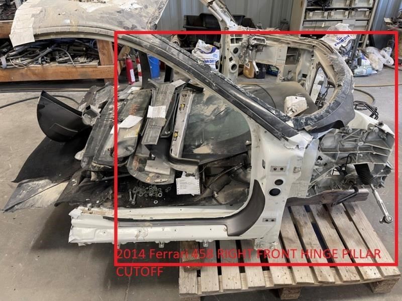 Ferrari 458 2014 Front Right Pillar P/N 09182026