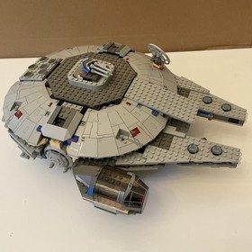 LEGO Star Wars: Millenium Falcon 7190 Near Complete with Manual, No Box READ