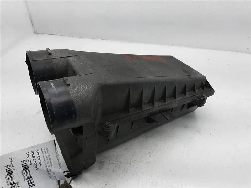Purificador de aire 6,0 L 11-12 GMC Sierra 2500 25907147 Foto 2 de 4