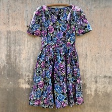 VTG 80s CAROLINE WELLS Floral Tea ZIP BACK Knee DRESS 2 POCKETS MEDIUM 38” Bust