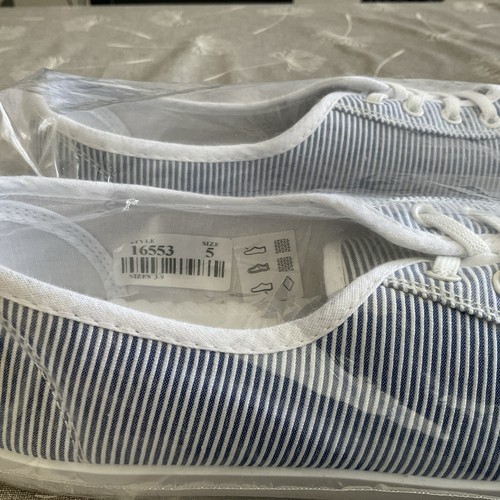 Ladies Canvas Pumps 5 - Picture 8 of 8