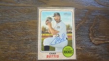 2017 TOPPS HERITAGE CHAD BETTIS  AUTOGRAPHED BASEBALL CARD