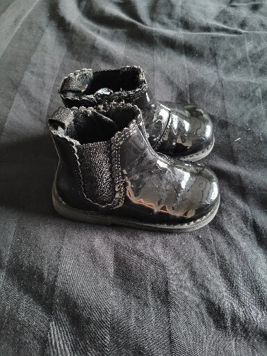 H M Size 6 Fur Lined Patent Boots eBay