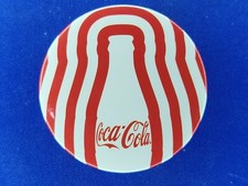 Coca-Cola Werbe-Anstecknadel Pin 38 mm V2