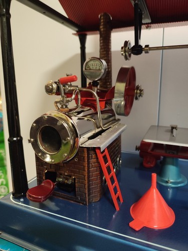 Wilesco Dampfmaschine mit Werkstatt & Dynamo in OVP - Bild 3 von 10