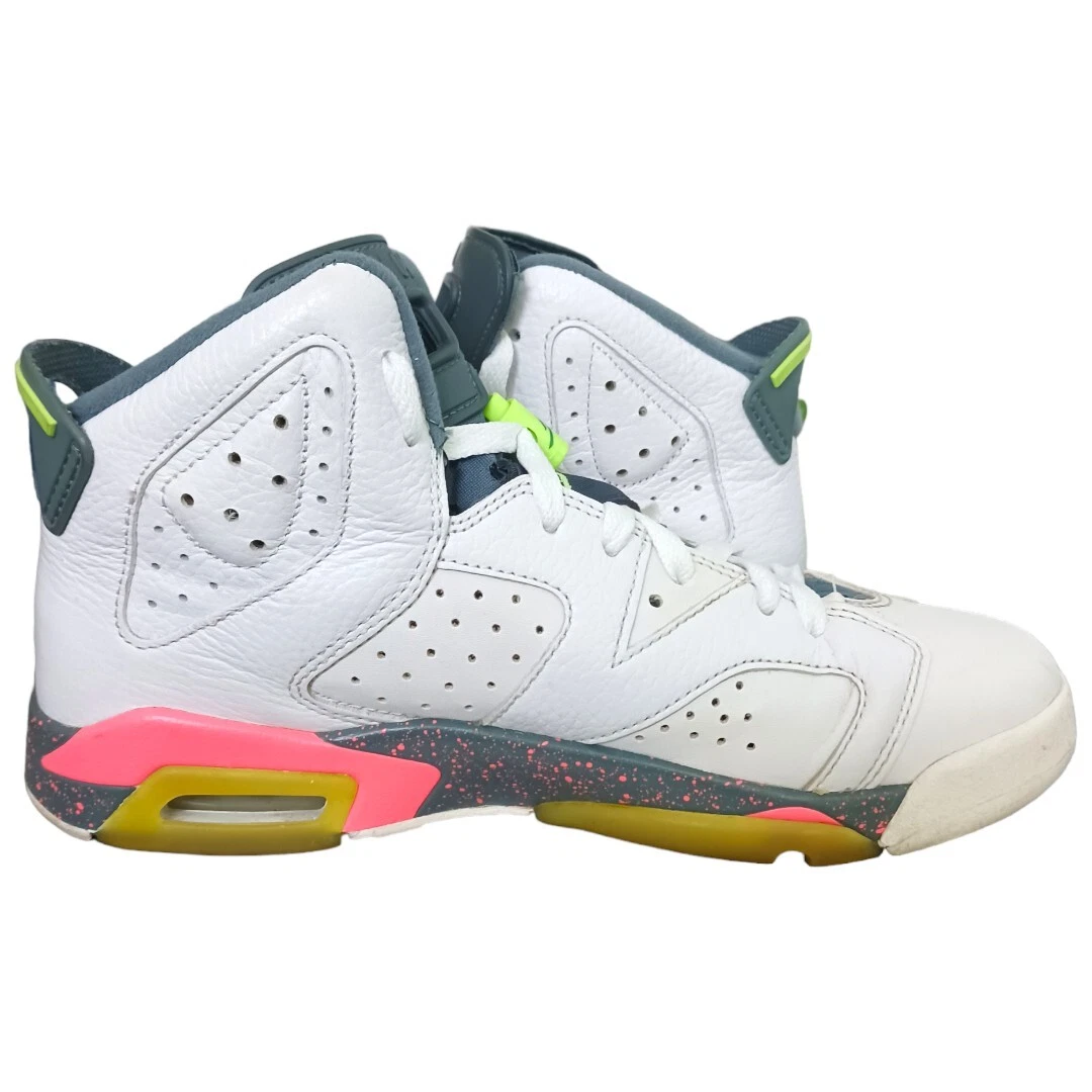 Air Jordan 6 Retro Mango Green High Top Sneakers Size 7 Youth, 384665-114 2015