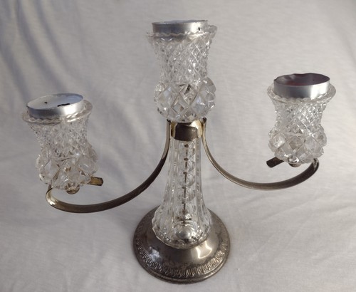 Portacandele tre bracci cristallo taglio vetro e piatto argento 21 cm vintage - Foto 7 di 13