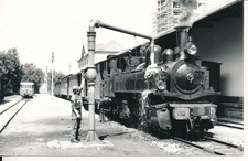 Lot de 15 Photos Locomotives Vapeur Trains Gares Villes Villages Portugal - 9
