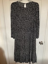 Ladies Lovely Dress Size 14 by New Look Maternity Excellent Condition