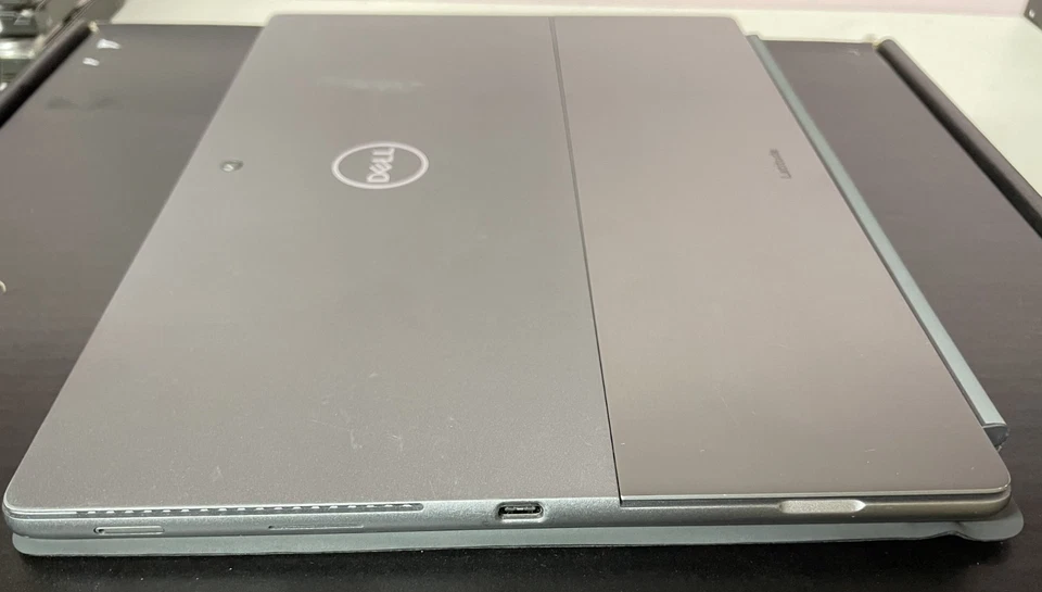 Dell Latitude 7320 · i5-1140G7 · 16GB · 256GB, photo 4 of 5