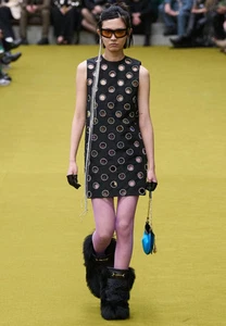 Gucci Runway Faille en soie avec cristaux Neuf avec étiquette
