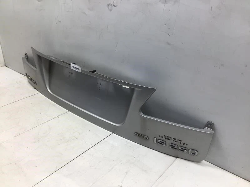 2007 LEXUS IS250 TAILGATE 许可证板 TUNGSTEN 珍珠灰色 原始设备制造商+ — 第 2/4 张图片