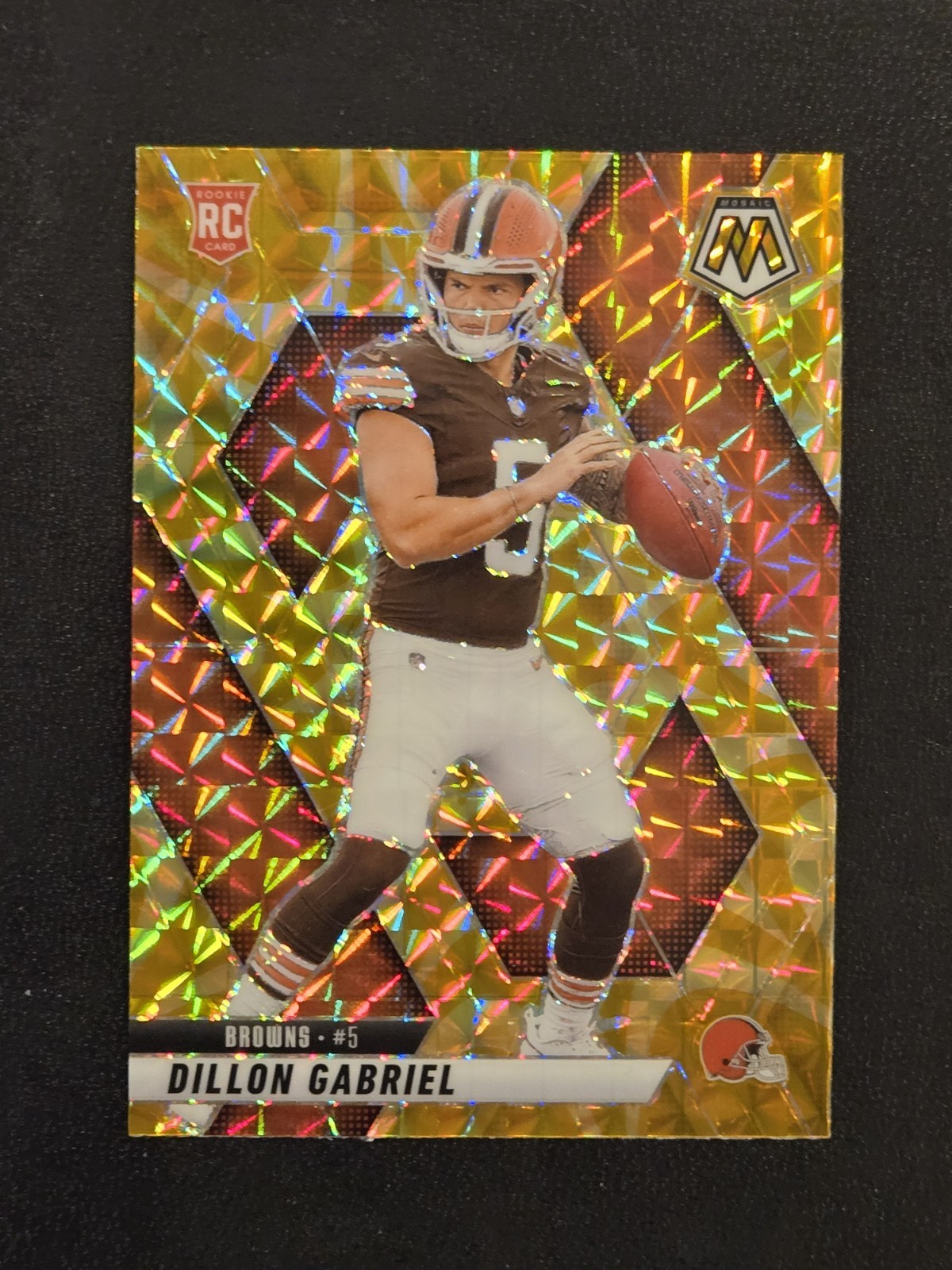 2025 Panini Mosaic - Rookies Dillon Gabriel #332 Reactive Yellow Mosaic Prizm
