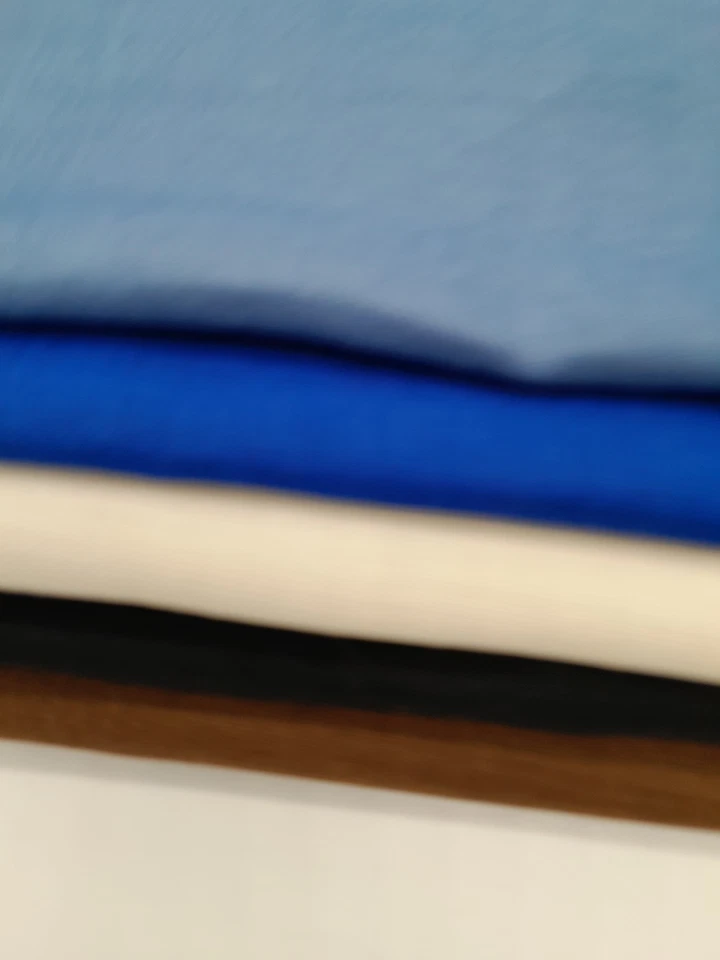 Craft Linen Remanant Bag 5 Pieces Of 100% Irish linen Blues Brown Cream Bla CL51 - Image 2 of 4