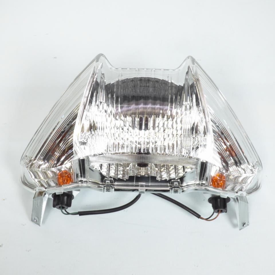 Feu arrière tuning de Tmax 500 pour look urbain épuré sur scooter Yamaha 2008 à 2012