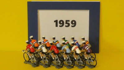 FIGURINE CYCLISTE - Format Cofalu - 1957 TOUR DE FRANCE