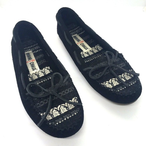 Minnetonka moccasins Sz 6 Womens Black Leather Tribal Suede Rubber Sole driving - Picture 2 of 9