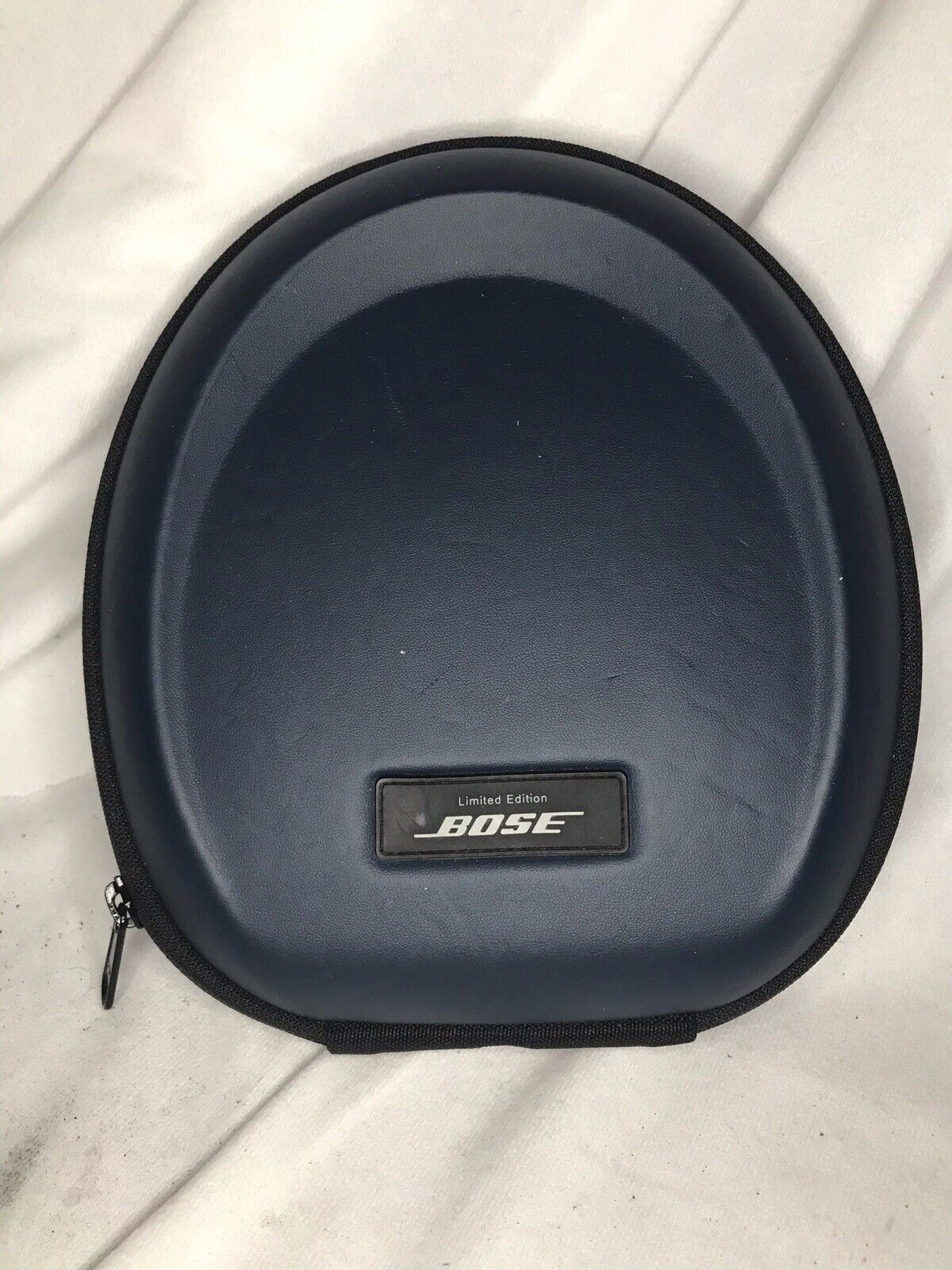 Bose Noise Cancelling Limited Edition Gray Case Zipper Close Authentic Case Only-image