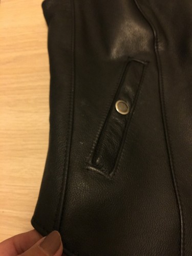 Harley Davidson Woman's Black Leather BASIC SKINS Vest Size Small Made in USA - Picture 11 of 11