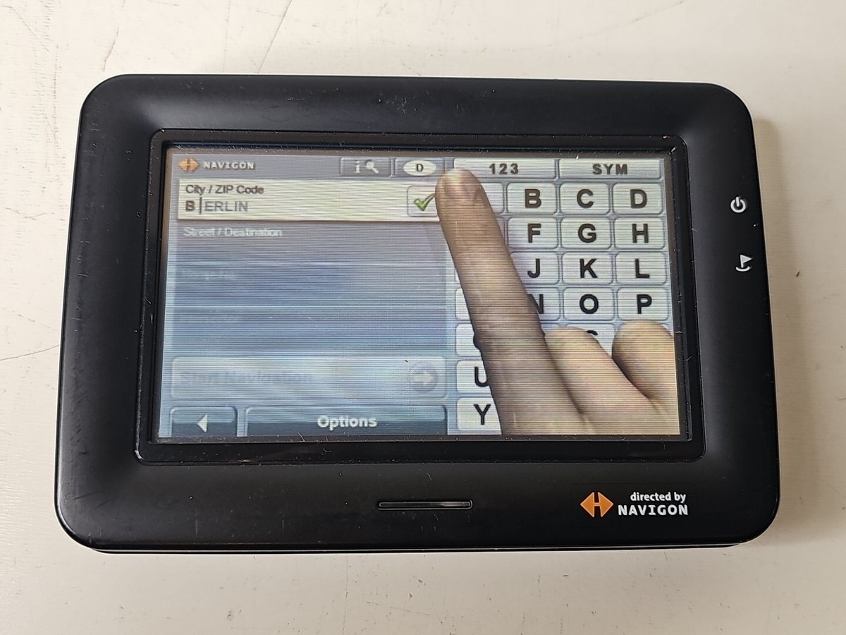 Navigon Transonic PNA 7000T runs on Windows CE Core 5.0