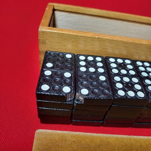 Vintage Set of 55 Dominoes Chinese 3 Monkey Pattern in Wooden Box - Picture 18 of 18