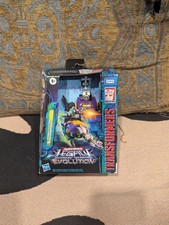 Transformers Legacy Evolution Insecticon Bombshell Deluxe Action Figure