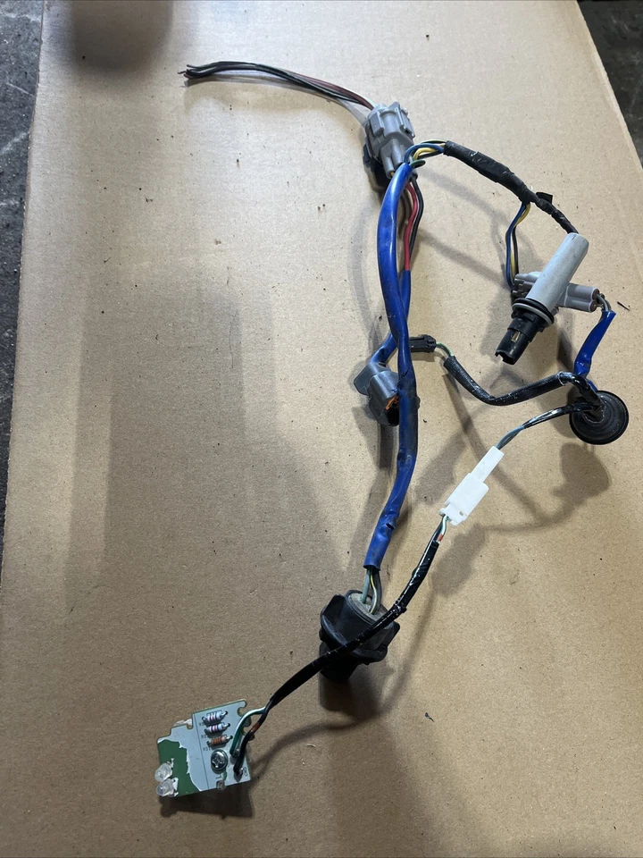 Arnés cableado faros nissan 370z lh con conector enchufe Foto 2 de 3