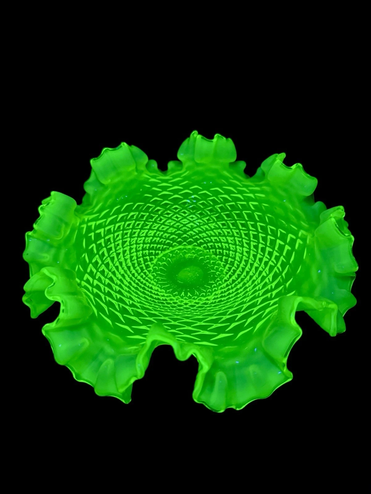 VICTORIAN BRIDES BOWL