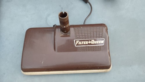 Vintage Majestic Filter Queen Model 31 Canister Vacuum Cleaner - Picture 10 of 11