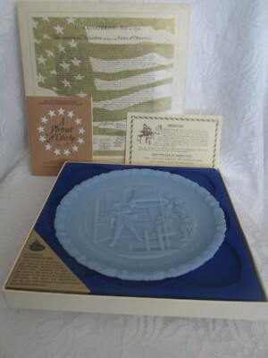 Vintage Fenton Blue Milk Glass No. 4 Bicentennial Plate ''Proclaim Liberty''