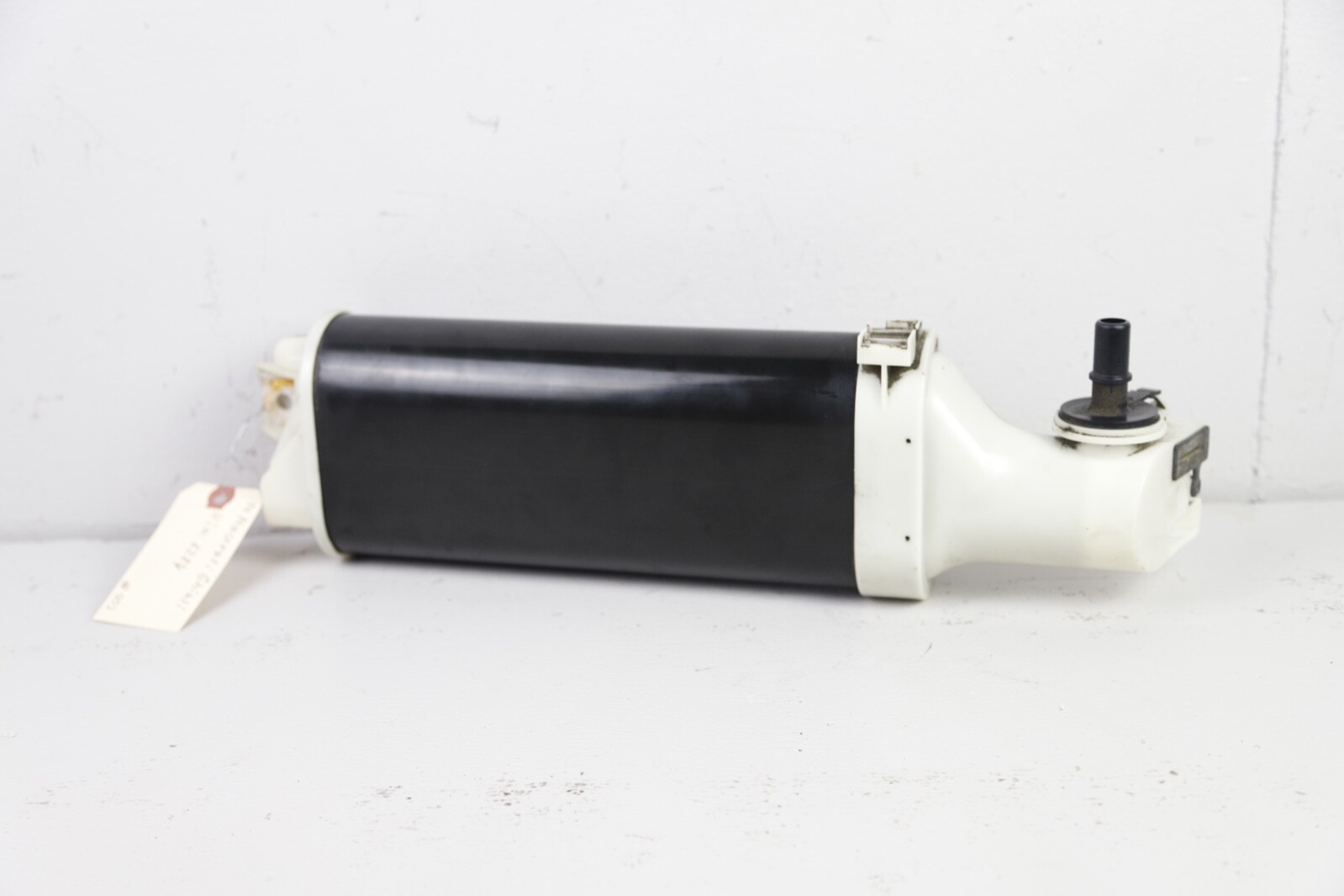 2014-2017 Maserati Ghibli Fuel Evap Vapor Charcoal Evaporator Canister OEM