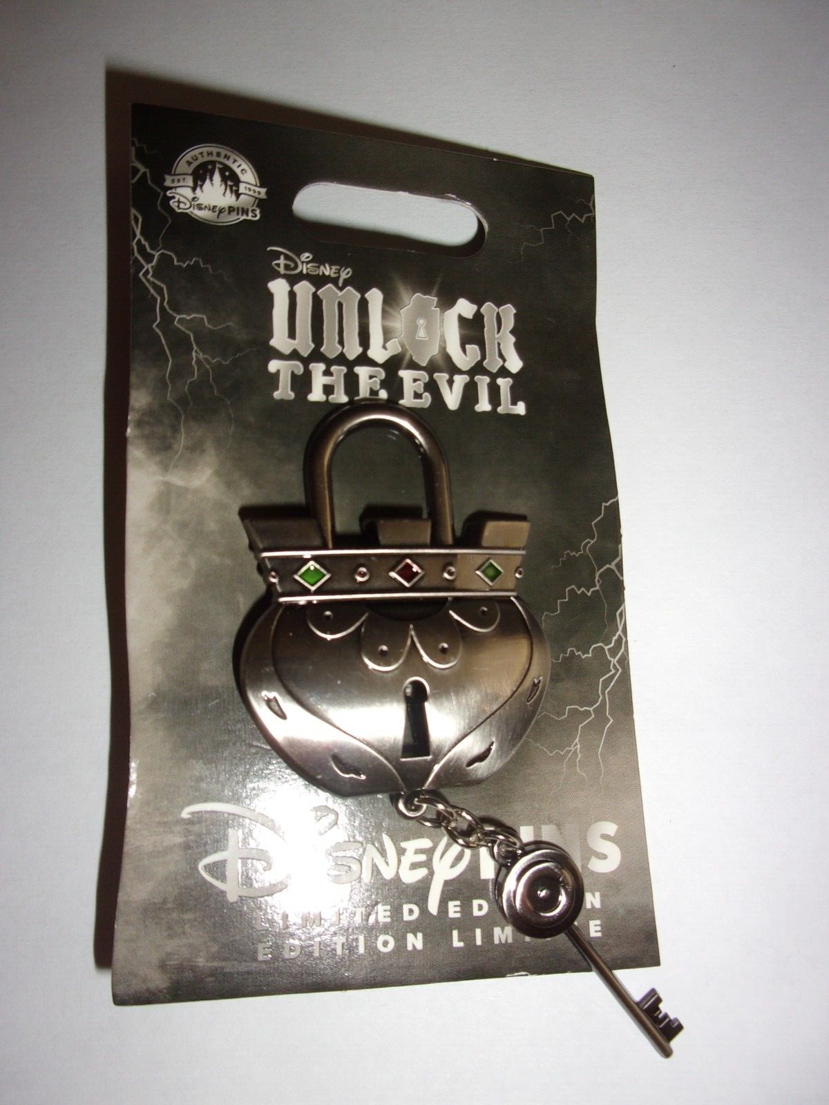 Disney Ltd Edition Unlock The Evil Prince John Robin Hood Pin