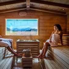 Parsdorf München 3Tage Kurzreise | Gutschein 4* Hotel + Frühstück + Therme für 2