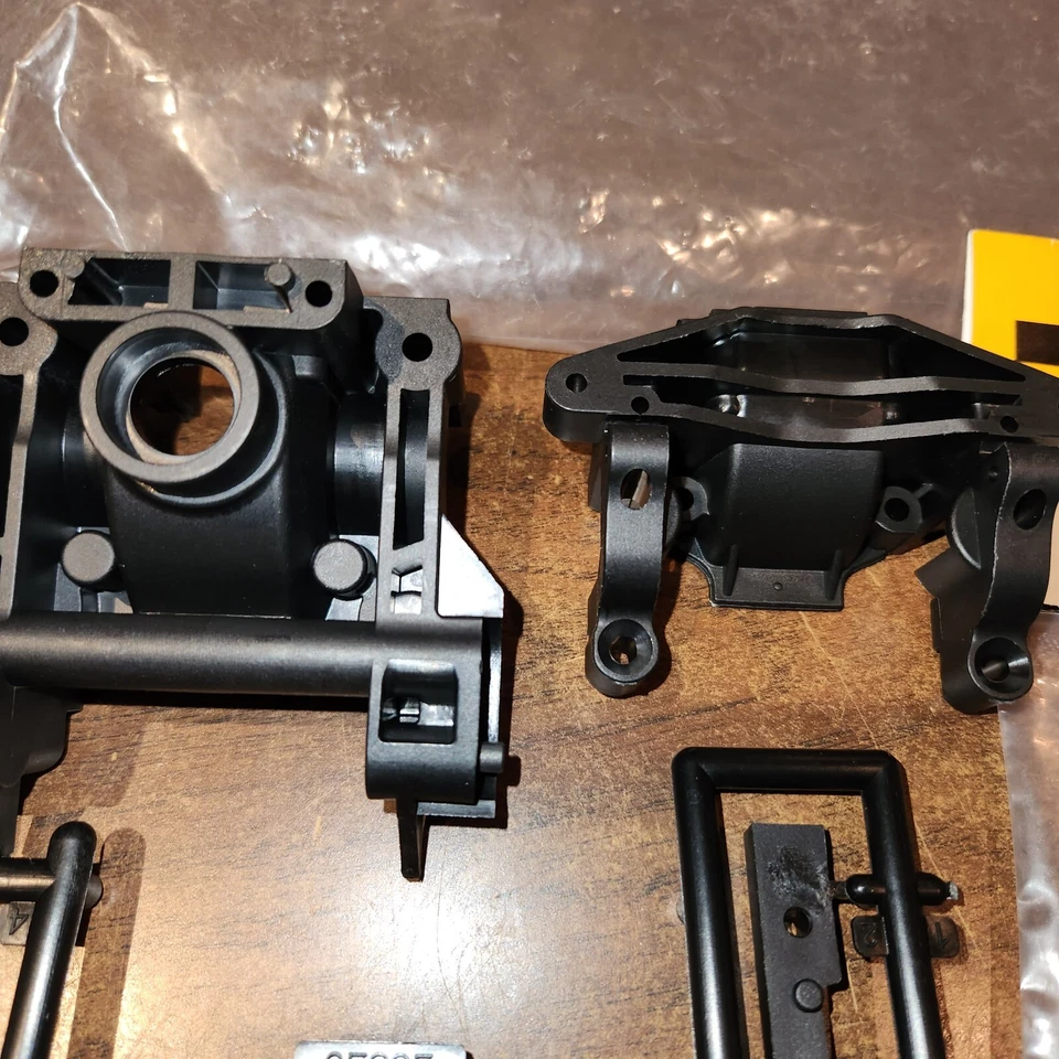 HPI Racing Savage X Gear Box Bulkhead Set HPI85235 - Image 2 of 4