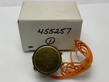 NEW SYNCHRON M945 120V 60HZ 8W 450RPM 90043R 8925