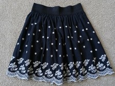 Elastic Banded Waist Peasant Flower Embroidery Scallop Hem Above Knee Skirt XS